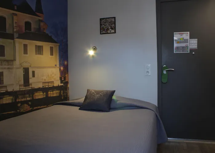 Hotel Atipik 2*